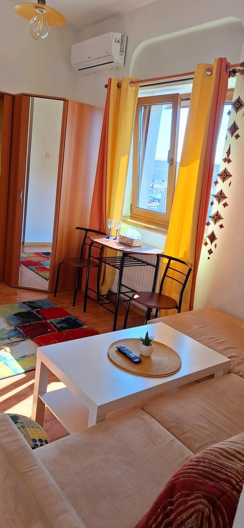 Super Central - Lovely One-Bedroom Apartment On Victoriei Avenue Βουκουρέστι Εξωτερικό φωτογραφία